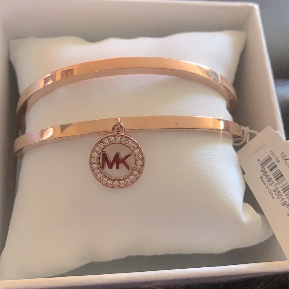 Michael kors Fulton Bracelet set, alloy, Rose gold brand new in original box